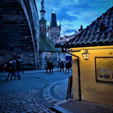 Utulny Byt Pod Prazskym Hradem Prague