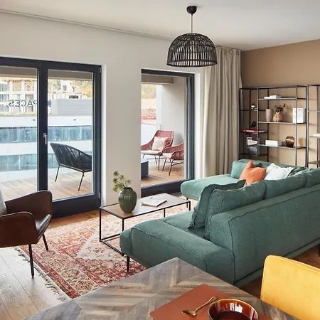Days - Designer Apts - Garage - Terrace - Easy Access Διαμέρισμα
