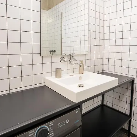 Apartment Days - 2bdr - Bright - Quiet Area
