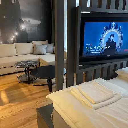 Holec Apartment *