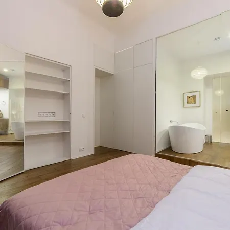 Luxury Three-room