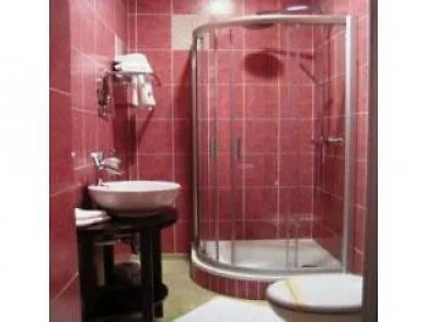 Bohemia Plaza Hotel 4*