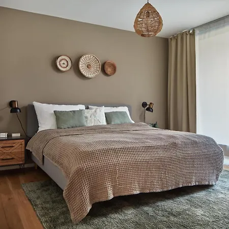 Apartament Days - Stylish With Terrace - Parking - Quiet Area