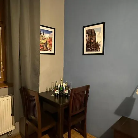 Central Studios Hotel 3*