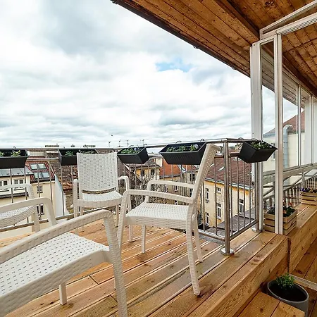 Apartment Big 4-bedroom Flat, Terrace With Great Vitkov View Prague