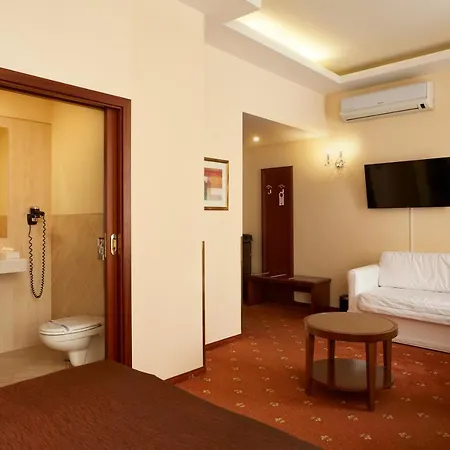 Fleur De Lis 4* Prag
