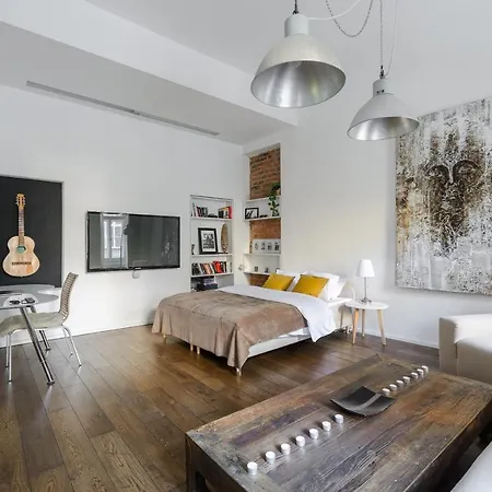 Luxury Three-room Apartment Prague