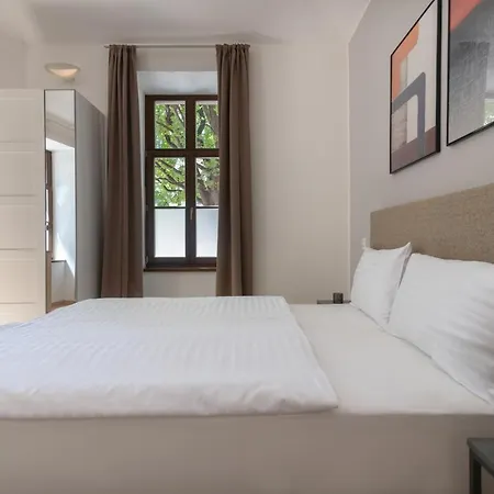 Bohemian Dreams And By Dwellfort Aparthotel 4*
