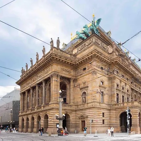 Golden Sunny Apartment, Centre, For 3 People * Praga