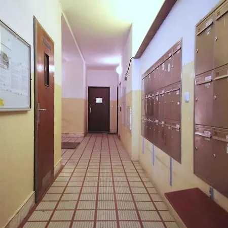 Golden Sunny Apartment, Centre, For 3 People Apartamento *