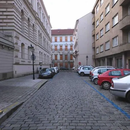 Golden Sunny Apartment, Centre, For 3 People Apartamento
