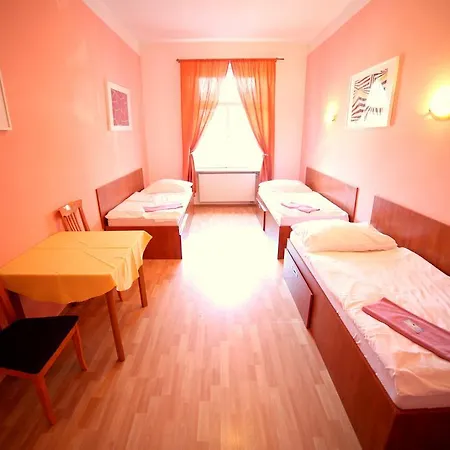 Leon Hotel 3*