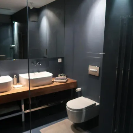Michal 125m2 Centre Apartment