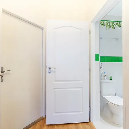 Cosy Slezska Vinohrady Apartment Prague