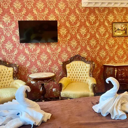 Liliova Old Town Hotel 4*
