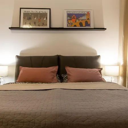 Apartment As Apartments. National Theatre Apt. Old Town