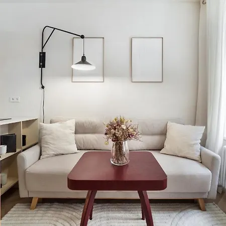 Limewash In Vrsovice By Days Apartment Prague