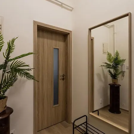 Apartment Unique In Karlin By Days Prague