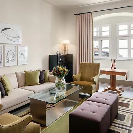 Augustine, A Luxury Collection Hotel, Hotel 5*
