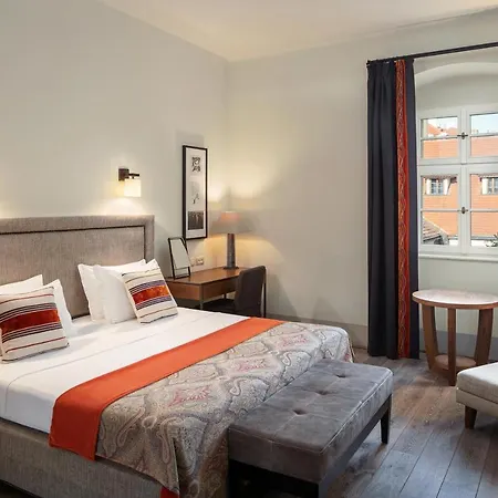 Augustine, A Luxury Collection Hotel, 5*