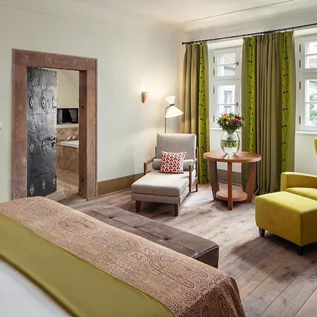 Augustine, A Luxury Collection Hotel, Hotel 5*