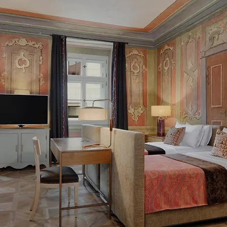 Augustine, A Luxury Collection Hotel, Hotel
