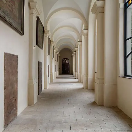 Augustine, A Luxury Collection Hotel,