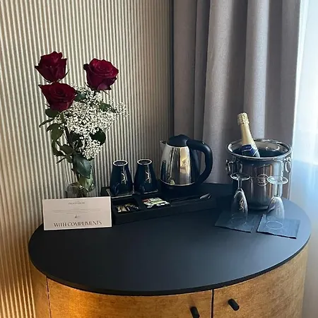 Prokop Square Hotel