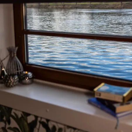 Botel Marina Prag