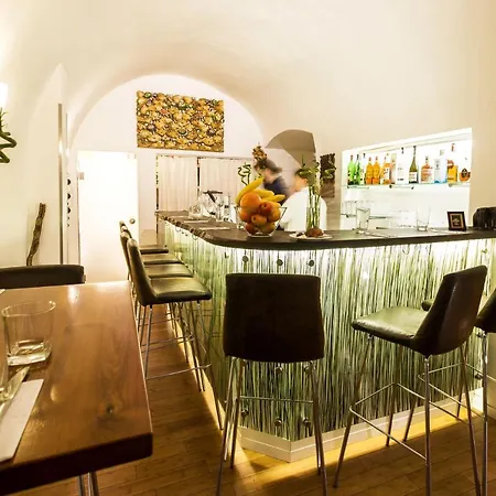 U Zlateho Jelena Prague