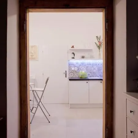 Center With Fireplace Appartement