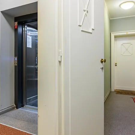 Dlouha Palace - Live In One Of The Streets Apartment Prague