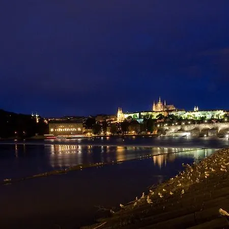 Dusni * Praha