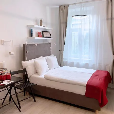 Revelton Aparthotel