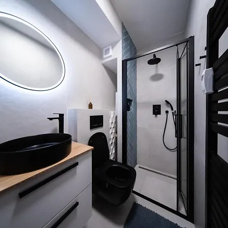 Apartment Maly Utulny Byt S Balkonem A Projektorem Prague