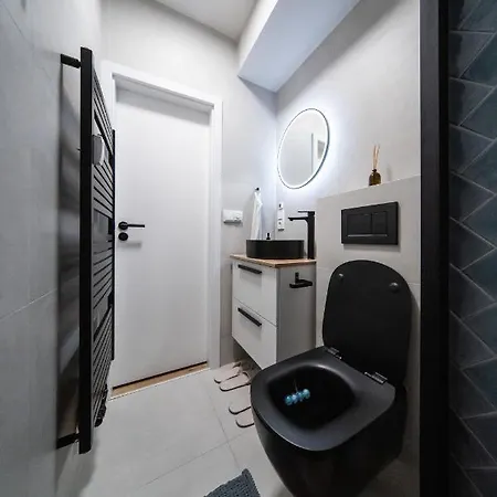 Maly Utulny Byt S Balkonem A Projektorem Apartment Prague