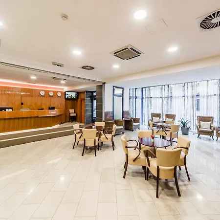 أرشيبالد سيتي 4* براغ
