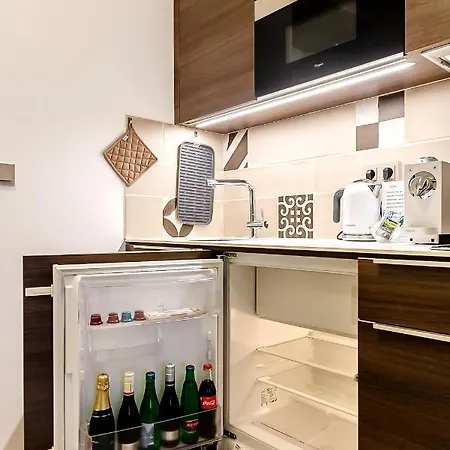 Vinohradsky Dum 4* Prague