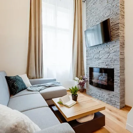 Dream Duplex On Riverside Апартаменты Прага