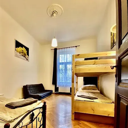 Spacious Cozy In Centre *