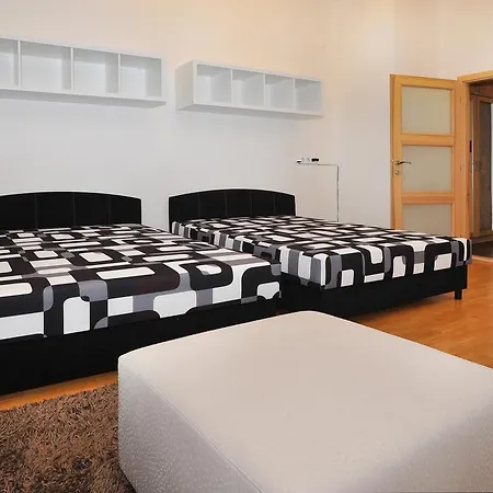Elišky Krásnohorské Apartmán *