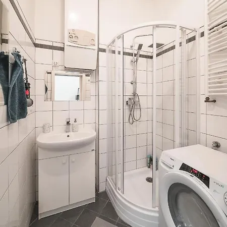 Josefov Riverside Apartment Prague