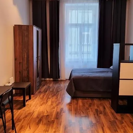 Comfortable Great Location Close To Center