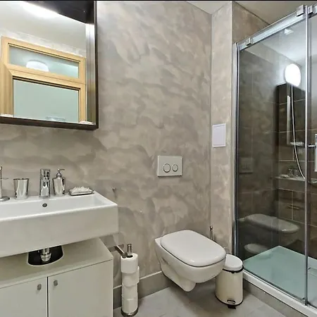Style 60m2 - 9 Min Walk Wenceslas Sq Apartment Prague