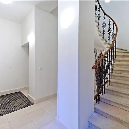Style 60m2 - 9 Min Walk Wenceslas Sq