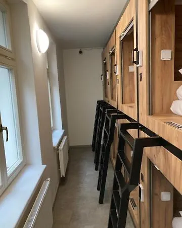 Capsule Andel Centre Spirit Hostel *