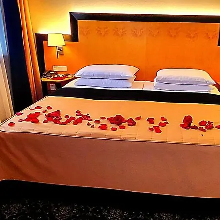 Don Giovanni - Great Of The World Otel