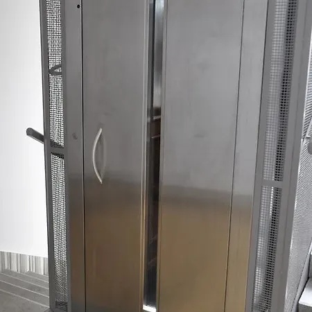 Metropolis Apartmán *