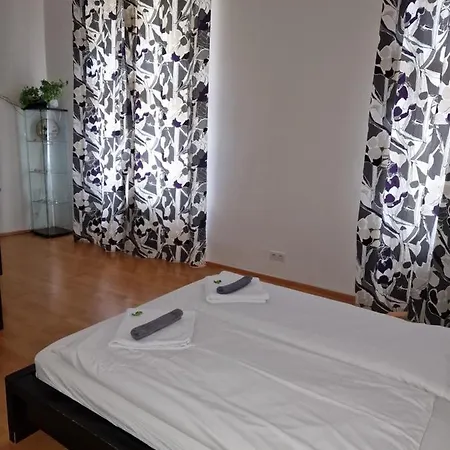 Reznicka * Prague