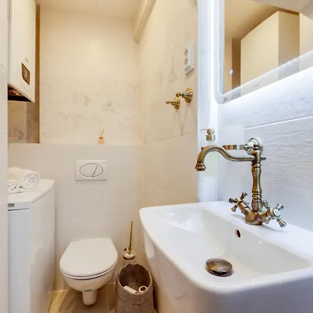 Dream Duplex On Riverside * Praga